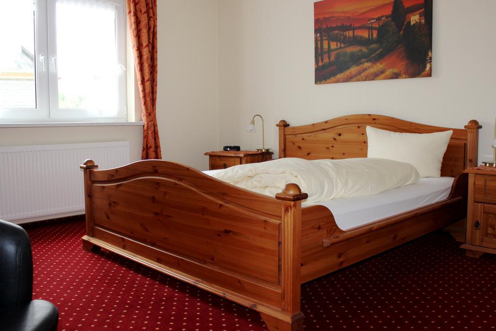 Hotel Schinderhannes Sohren Zewnętrze zdjęcie